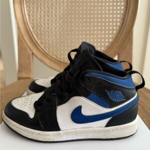 Kids Nike Air Jordan 1 (AJ1) Black and Blue Sneakers